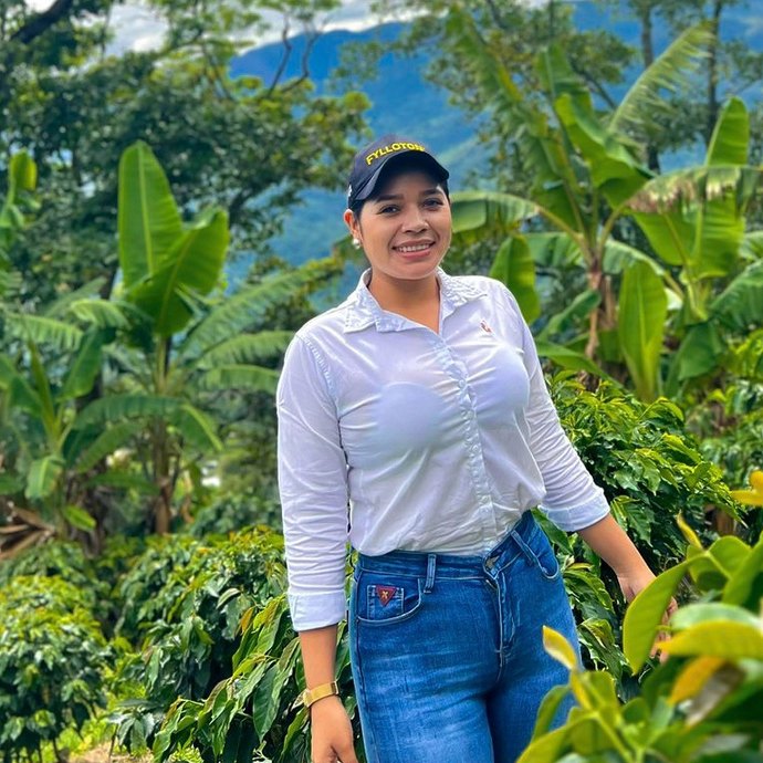 Carolina Perdomo, Colombia